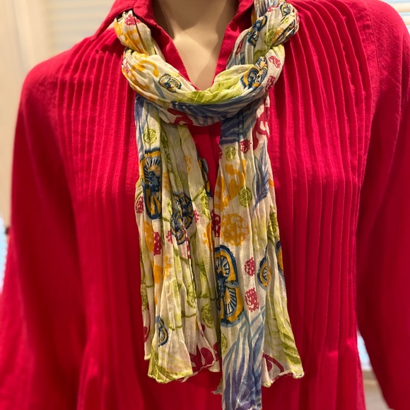 Multi Color Scarf - Picture 4 of 9